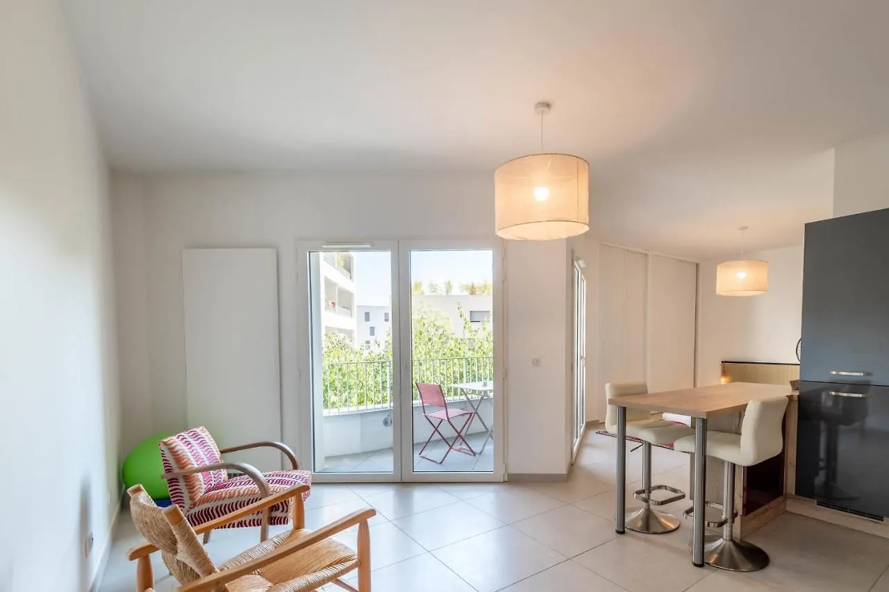 Charming Apartment With Balcony And Parking Near The Center Of Annecy 0*,  Franciaország