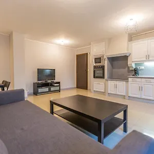  Appartement Superbe T4 Renove Spacieux Avec Stationnement Libre Et Gratuit France