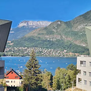 Aux Premieres Loges - Vue Lac Annecy