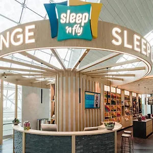 sleep-n-fly-sleep-lounge-dubai-airport-b-gates.dubaihotelsoffers.com/
